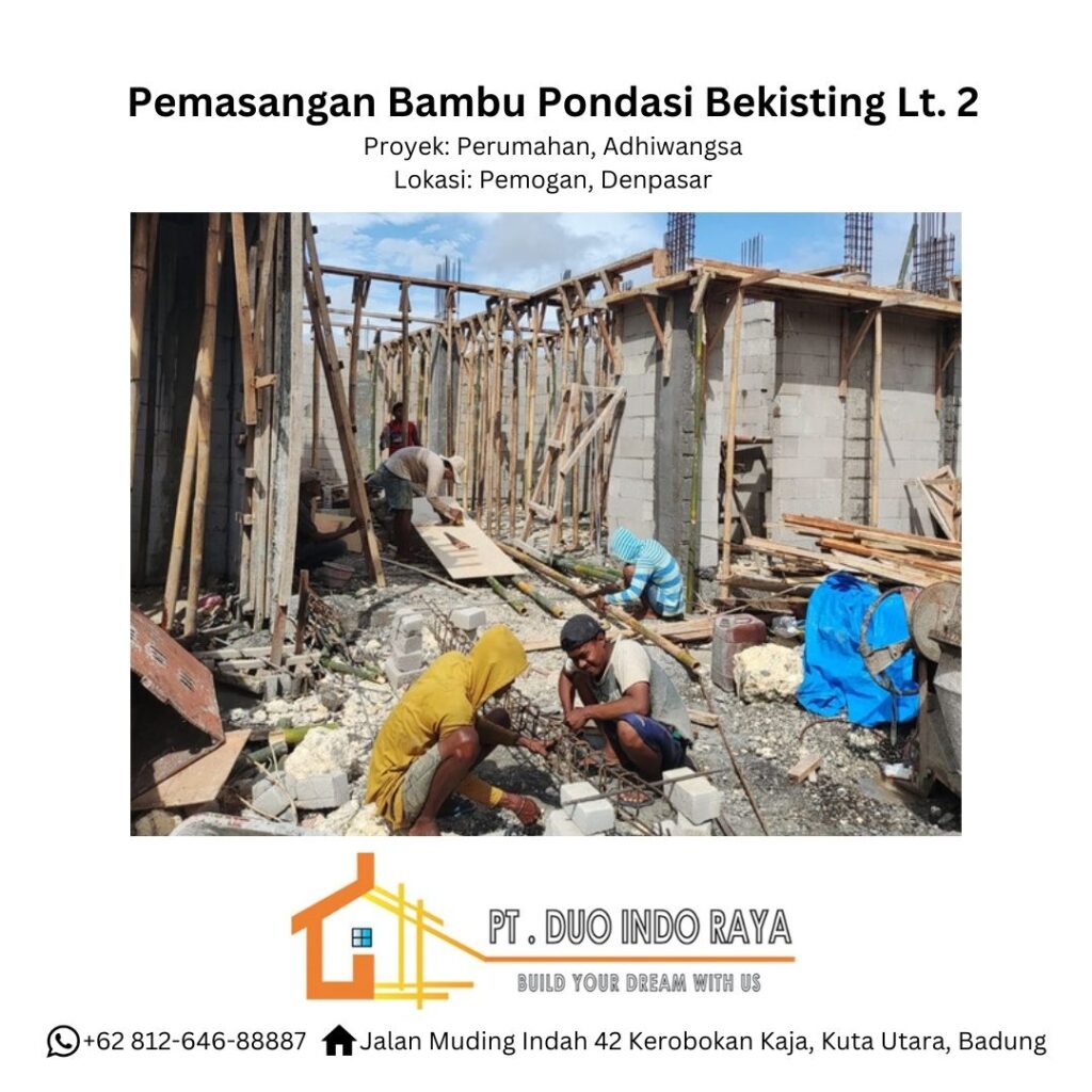 24 Pemasangan Bambu Pondasi Bekisting foundation installation), Proyek Perumahan Adhiwangsa, Pemogan, Denpasar, Bali - PT Duo Indo Raya