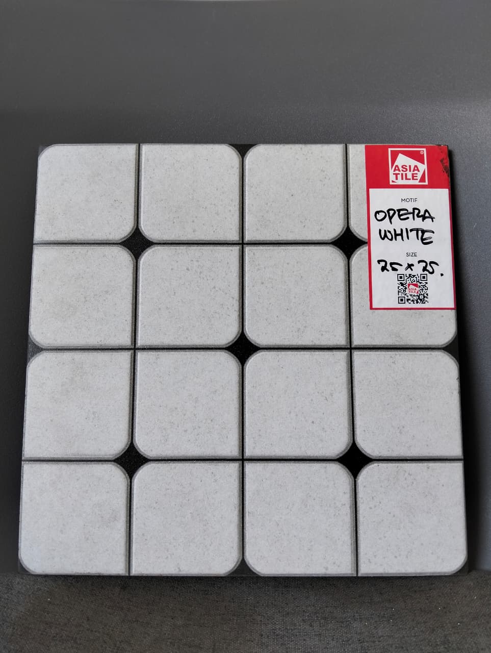 Keramik Lantai Asia Tile Opera White 25x25