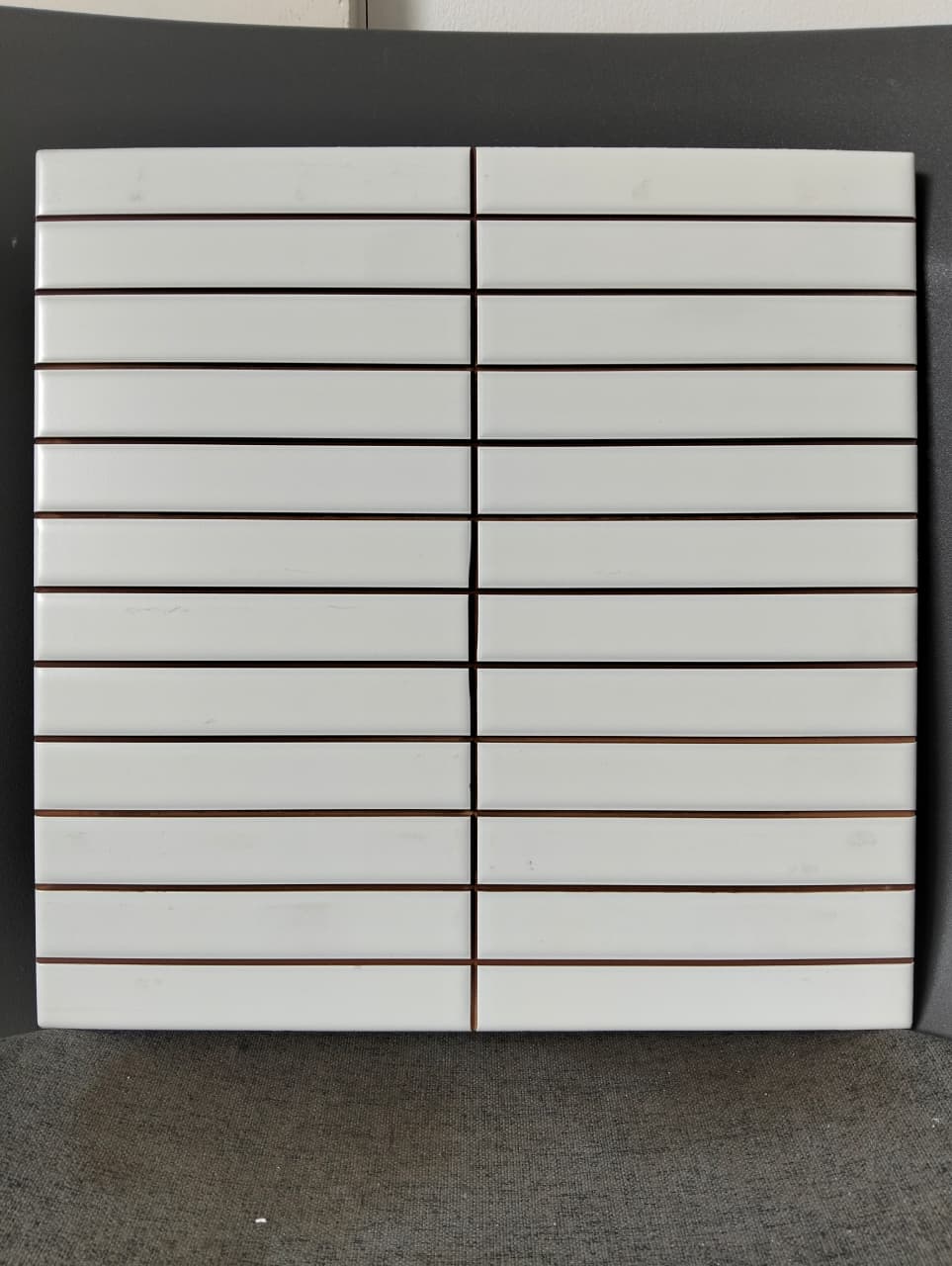 Kidked LWH Light White Satin 30x30 - PT. Duo Indo Raya precut Bali